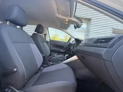 Photo 8 Volkswagen Polo  1.0 TSI 95ch VW Edition DSG7