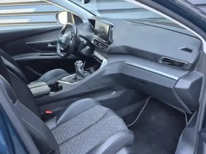 Photo 11 Peugeot 3008  1.2 PureTech 130ch S&S Roadtrip