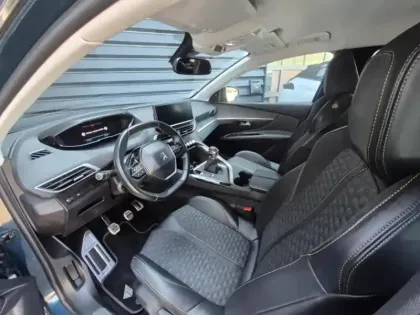 Photo 9 Peugeot 3008  1.2 PureTech 130ch S&S Roadtrip