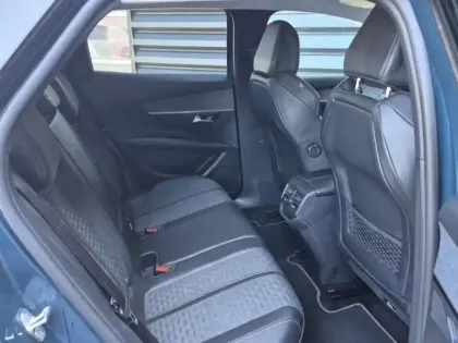 Photo 13 Peugeot 3008  1.2 PureTech 130ch S&S Roadtrip