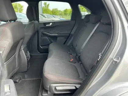 Photo 11 Ford Kuga  2.5 Duratec 180ch Hybrid FlexiFuel ST-Line Powershift