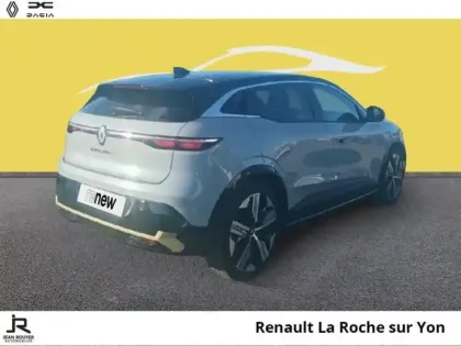 Photo 11 Renault Megane  E-Tech Electric EV60 220ch Iconic super charge