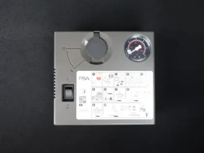 Photo 13 Peugeot 208  e- 136ch GT