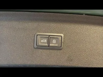 Photo 7 Audi Q5  55 TFSI e 367ch S line quattro S tronic 7