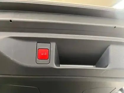 Photo 8 DS DS 4  BlueHDi 130ch Performance Line + Automatique