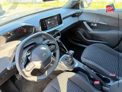 Photo 14 Peugeot 2008  1.2 PureTech 100ch S&S Style