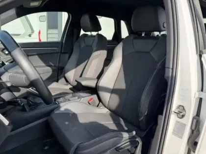 Photo 8 Audi Q3  Sportback 35 TFSI 150ch S line S tronic 7