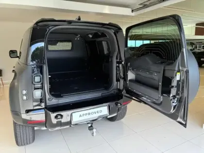 Photo 14 Land rover Defender  110 3.0 D250 Hard Top X-Dynamic SE