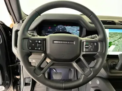 Photo 10 Land rover Defender  110 3.0 D250 Hard Top X-Dynamic SE