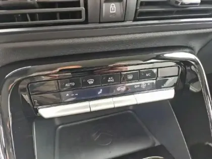 Photo 14 Citroën C3 Aircross  1.2 Hybride 145ch MAX