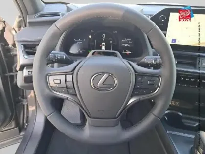 Photo 11 Lexus UX  300h F SPORT Design MY26