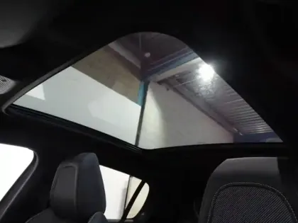 Photo 11 Peugeot 208  1.2 PureTech 100ch S&S GT Line