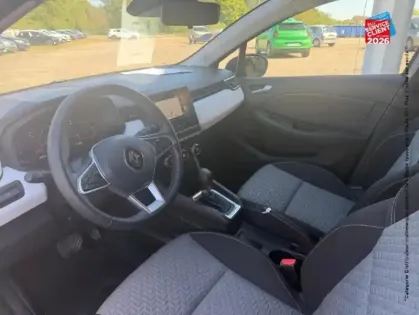 Photo 14 Renault Clio  1.6 E-Tech hybride 145ch Evolution