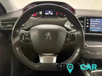 Photo 12 Peugeot 308  1.2 PureTech 110ch E6.c S&S Style