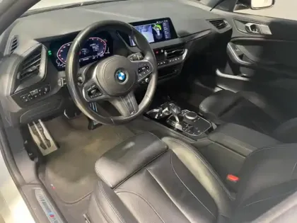 Photo 9 BMW Serie 1 Série 1 118iA 136ch M Sport DKG7