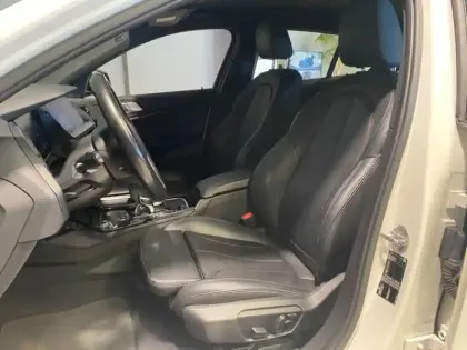 Photo 8 BMW Serie 1 Série 1 118iA 136ch M Sport DKG7