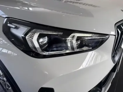 Photo 9 BMW X1  sDrive18i 136ch xLine First Edition