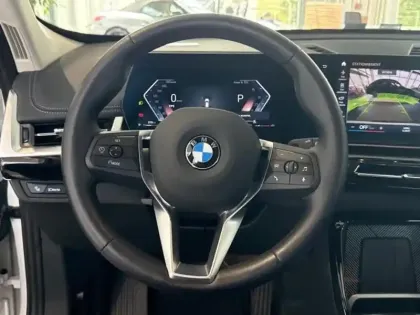 Photo 5 BMW X1  sDrive18i 136ch xLine First Edition