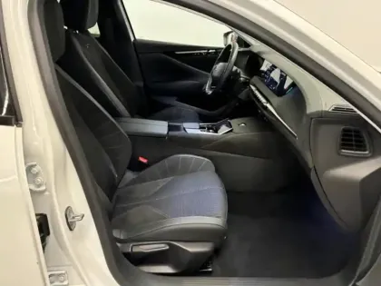 Photo 14 DS DS 4  E-TENSE 225ch Performance Line +