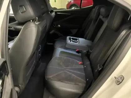 Photo 10 DS DS 4  E-TENSE 225ch Performance Line +