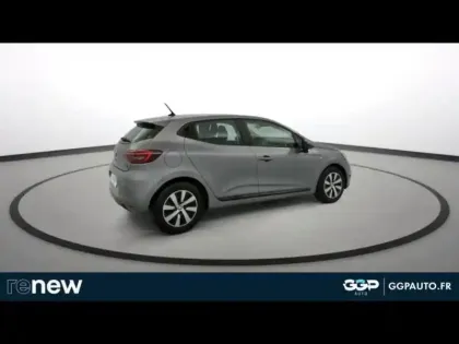 Photo 7 Renault Clio  1.6 E-Tech hybride 145ch Equilibre