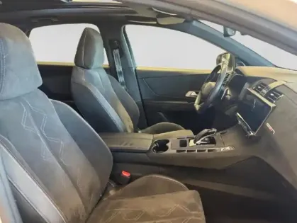 Photo 19 DS DS 7  Crossback PureTech 180ch Performance Line Automatique 10cv