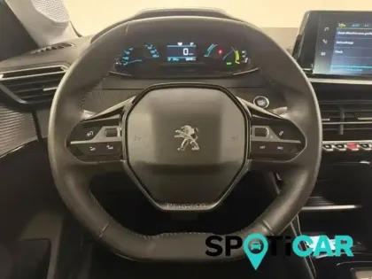 Photo 13 Peugeot 208  e- 136ch Like