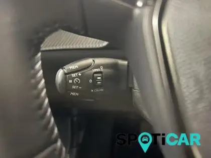 Photo 14 Peugeot 208  e- 136ch Like