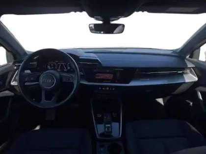 Photo 6 Audi A3  Sportback 35 TFSI 150ch Mild Hybrid S line S tronic 7