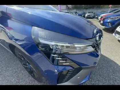 Photo 14 Renault Clio  1.6 E-Tech 145ch full hybrid esprit Alpine - 24