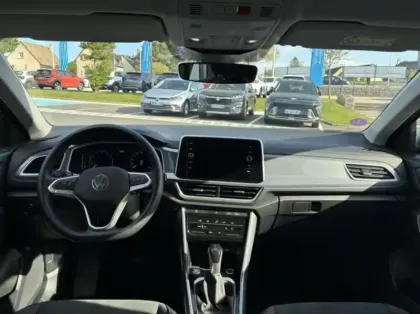 Photo 11 Volkswagen T-roc  1.5 TSI EVO 150ch Style DSG7