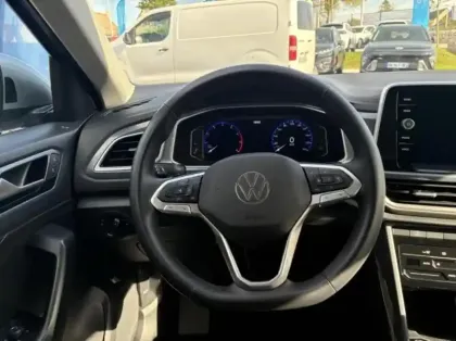 Photo 12 Volkswagen T-roc  1.5 TSI EVO 150ch Style DSG7