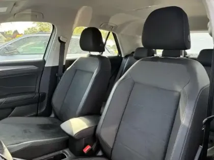 Photo 8 Volkswagen T-roc  1.5 TSI EVO 150ch Style DSG7