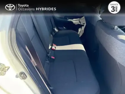 Photo 6 Toyota Yaris  116h France Business 5p