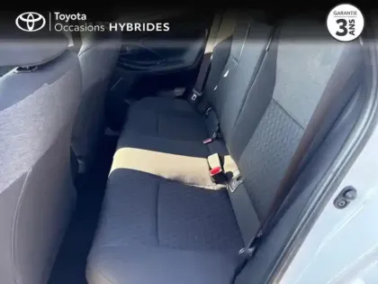 Photo 11 Toyota Yaris  116h France Business 5p