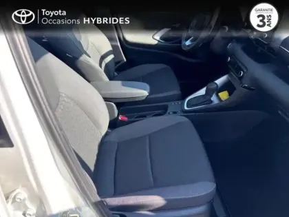 Photo 5 Toyota Yaris  116h France Business 5p