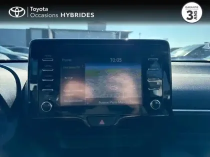 Photo 14 Toyota Yaris  116h France Business 5p