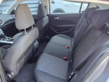 Photo 13 Peugeot 308  1.5 BlueHDi 130ch S&S Active Business EAT6