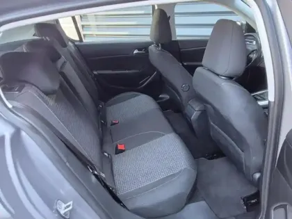 Photo 14 Peugeot 308  1.5 BlueHDi 130ch S&S Active Business EAT6