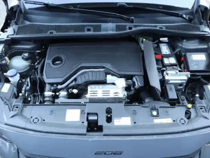 Photo 11 Peugeot 208  1.2 Hybrid 110ch Allure e-DCS6