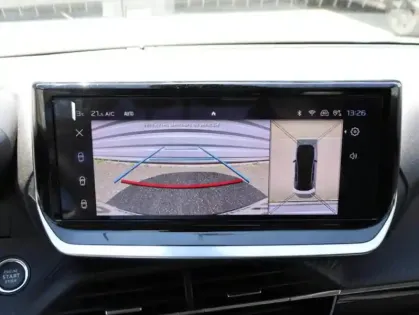 Photo 12 Peugeot 208  1.2 Hybrid 110ch Allure e-DCS6