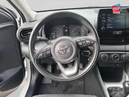 Photo 11 Toyota Yaris  70 VVT-i Dynamic 5p MY21