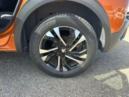 Photo 10 Peugeot 2008  1.2 PureTech 130ch S&S Allure Pack EAT8