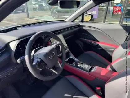 Photo 14 Lexus Lbx  1.5 136ch Vibrant Edition 2WD MY26