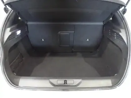 Photo 8 Peugeot 308  1.5 BlueHDi 130ch S&S Allure EAT8