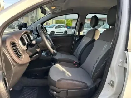 Photo 8 Fiat Panda  4x4 Cross 0.9 8v TwinAir 85ch S&S Cross Euro6D