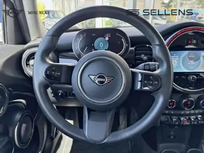 Photo 7 Mini Mini  5 Portes Cooper 136ch Edition Premium BVA7