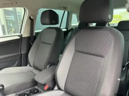 Photo 11 Volkswagen Tiguan  2.0 TDI 150ch Confortline Business Euro6d-T