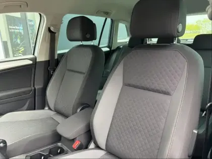 Photo 27 Volkswagen Tiguan  2.0 TDI 150ch Confortline Business Euro6d-T