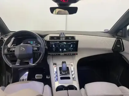 Photo 7 DS DS 7  E-TENSE 4x4 300ch Opera